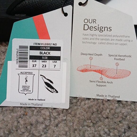 Aerothotic black sandals  Sz 7 NWT and comes with box - Picture 7 of 9